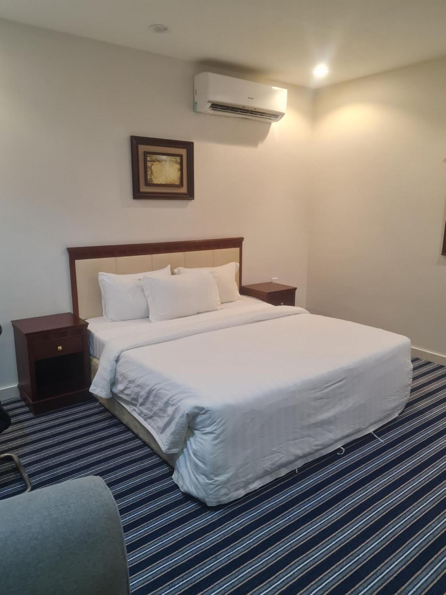 Makarim Palm Hotel Rabigh Bagian luar foto