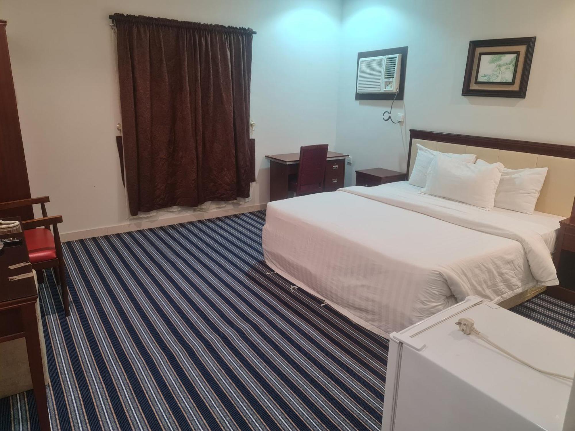 Makarim Palm Hotel Rabigh Bagian luar foto